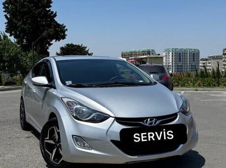 Hyundai Elantra 2011