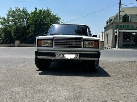 LADA (VAZ) 2107
