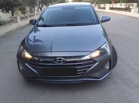 Hyundai Elantra 2018