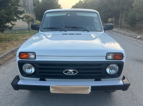 LADA (VAZ) Niva 2018