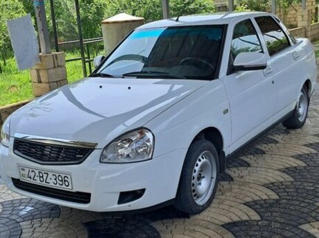 LADA (VAZ) Priora 2017