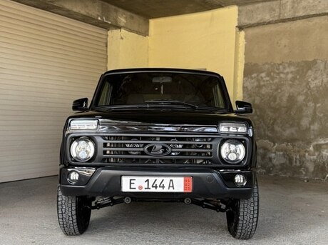 LADA (VAZ) Niva 2022