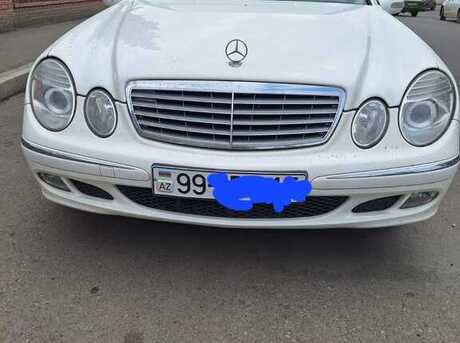 Mercedes E 240 2003