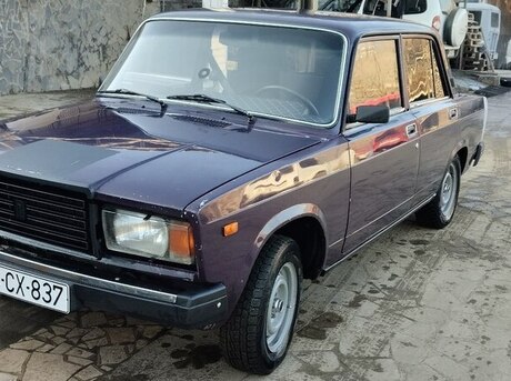 LADA (VAZ) 2107 2000