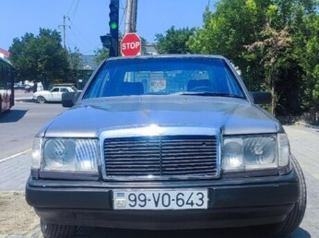 Mercedes E 200 1989