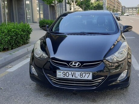 Hyundai Elantra 2011