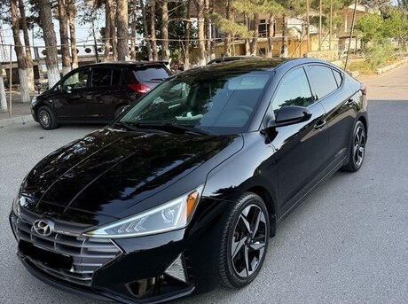 Hyundai Elantra 2020