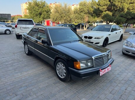 Mercedes E 200 1990