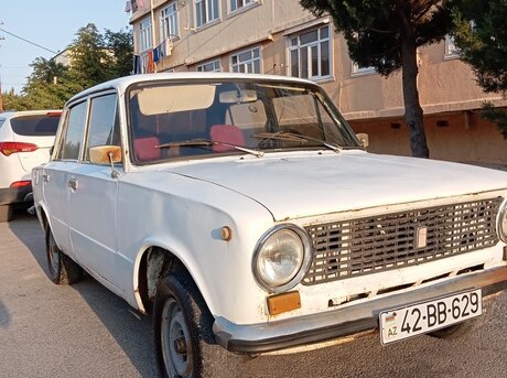 LADA (VAZ) 21013 1980
