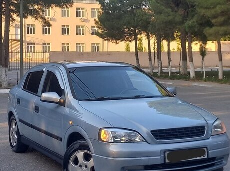 Opel Astra 2000