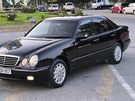 Mercedes E 280