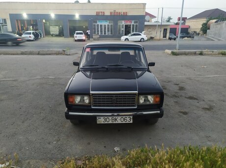 LADA (VAZ) 2107 2010