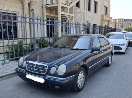 Mercedes E 240 1998