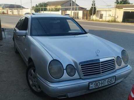 Mercedes E 280