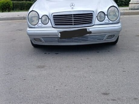 Mercedes E 220 d 1998