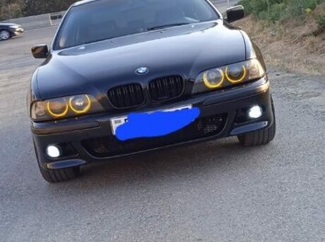 BMW 525