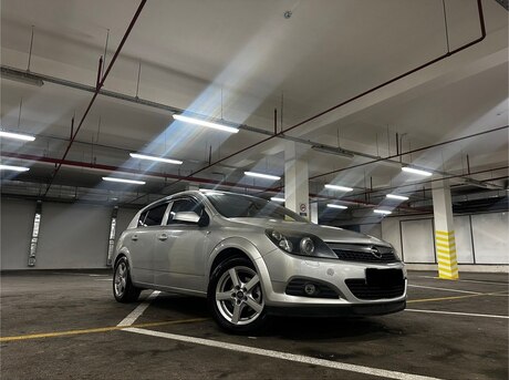Opel Astra 2007
