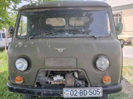 UAZ 452