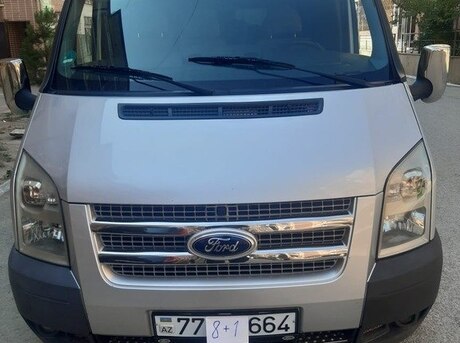 Ford Transit 2011