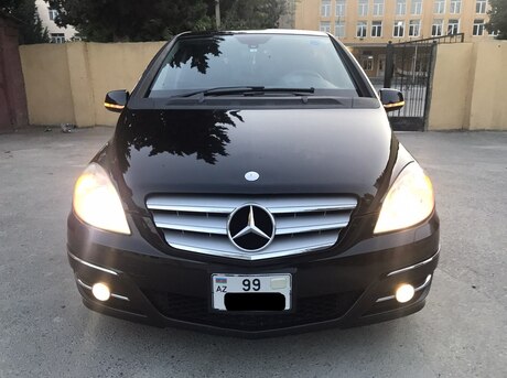 Mercedes B 180 2010