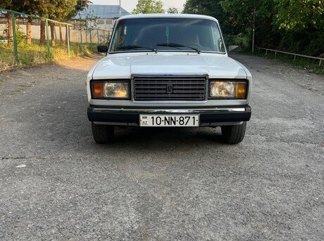 LADA (VAZ) 2107 2004