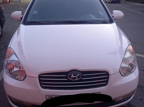 Hyundai Accent 2010