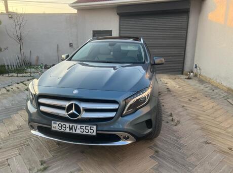 Mercedes GLA 250 4MATIC 2015