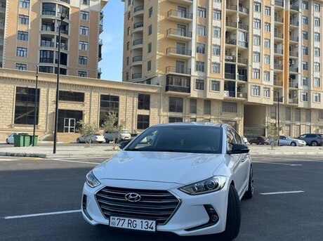 Hyundai Avante 2016