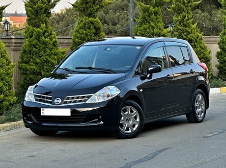 Nissan Tiida 2011