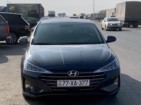 Hyundai Elantra 2019