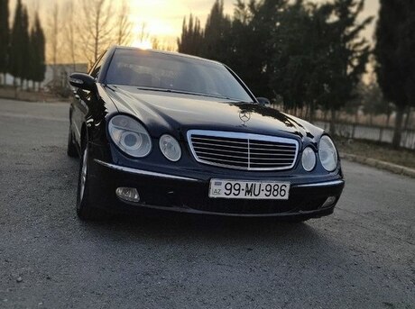 Mercedes E 240 2002