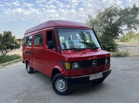 Mercedes 208 D 1993