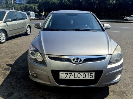 Hyundai i30 2011