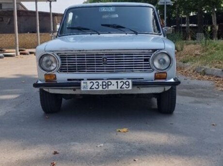 LADA (VAZ) 21011 1985