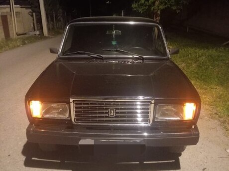 LADA (VAZ) 2107 2010