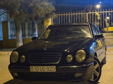 Mercedes E 220 d 2001