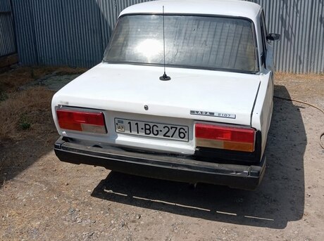 LADA (VAZ) 2107 1990