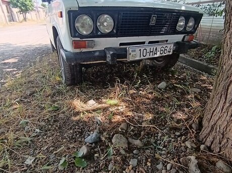 LADA (VAZ) 2106 1985