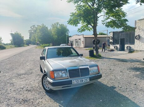 Mercedes E 200 1988