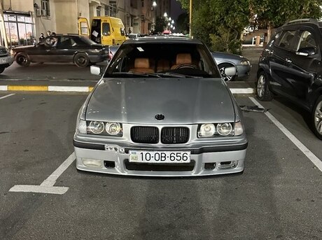 BMW 318 1992