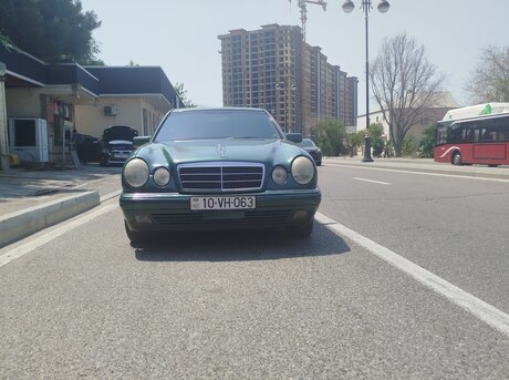 Mercedes E 200 1996