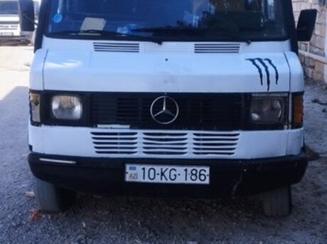 Mercedes 208 D 1987