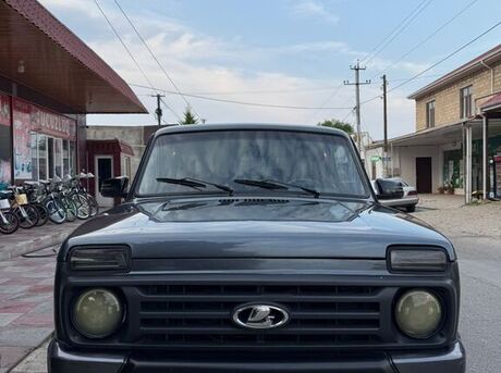 LADA (VAZ) Niva 2007