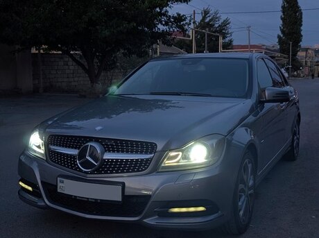 Mercedes C 220 d 2012