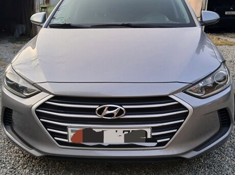 Hyundai Elantra 2016