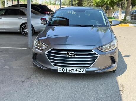 Hyundai Elantra 2017