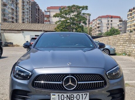 Mercedes E 300