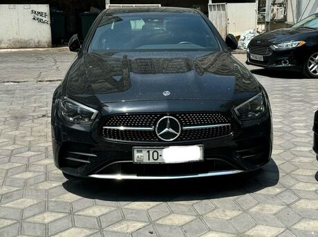 Mercedes E 200