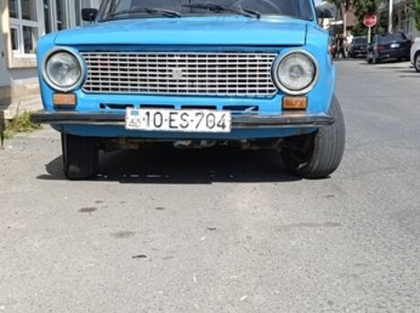 LADA (VAZ) 21011 1982