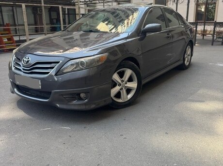 Toyota Camry 2010